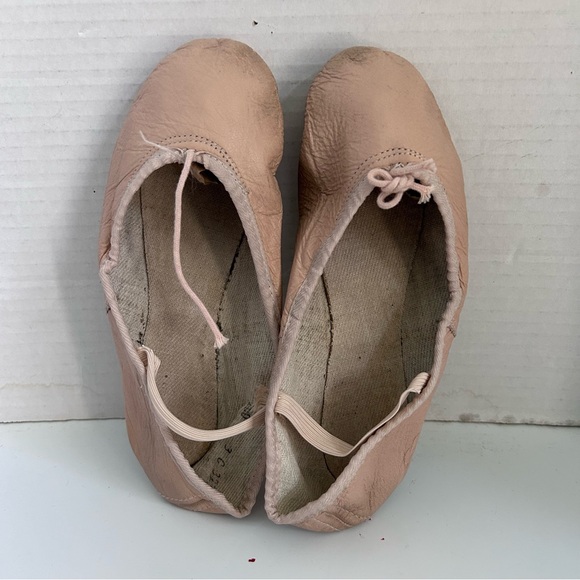 Pink ballet shoes / slippers size 3C - Picture 3 of 4